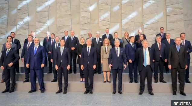 نشست سران ناتو برای حمایت از اوکراین؛ نگرانی از 'استفاده روسیه از سلاح شیمیایی' و درخواست زلنسکی برای 'حمایت نامحدود نظامی'